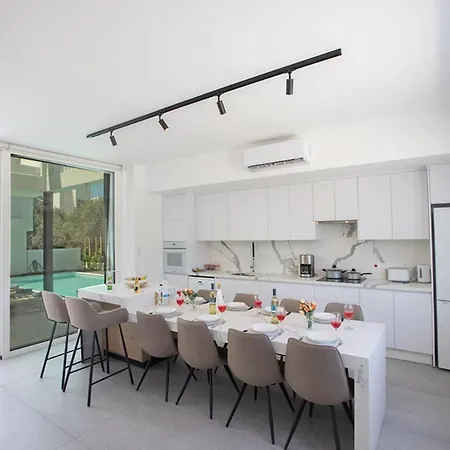 Villa You Will Love This Luxury 5 Bedroom Holiday In With Private Pool 1375 Agia Napa