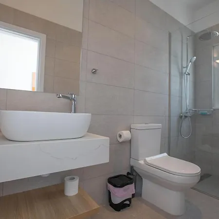 You Will Love This Luxury 5 Bedroom Holiday In With Private Pool 1375 *