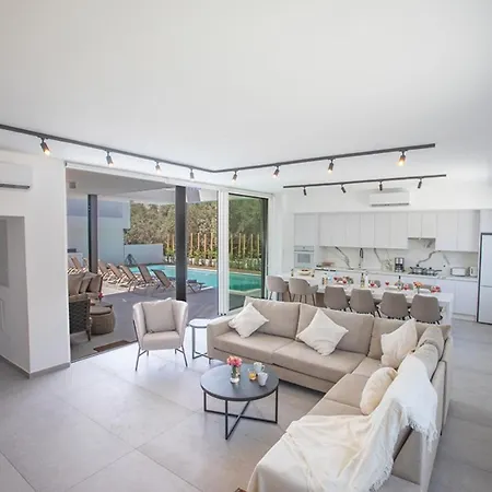 You Will Love This Luxury 5 Bedroom Holiday In With Private Pool 1375 Villa *